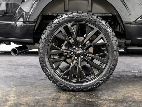 Used 2025 Ford F150 Platinum AWD/4WD image 27
