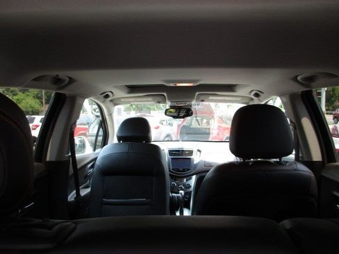 Used 2016 Chevrolet Trax LTZ AWD/4WD image 30