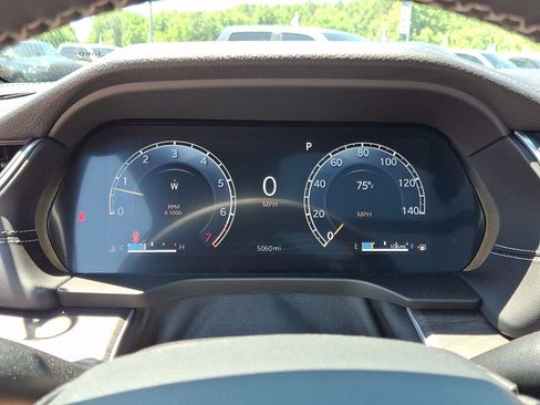 Used 2025 Jeep Grand Cherokee L Limited AWD/4WD image 23