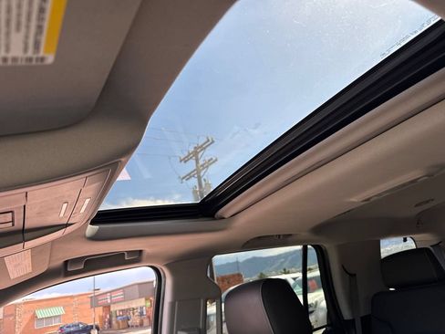 Used 2018 Chevrolet Tahoe Premier w/ RST 6.2L Performance Edition AWD/4WD image 41