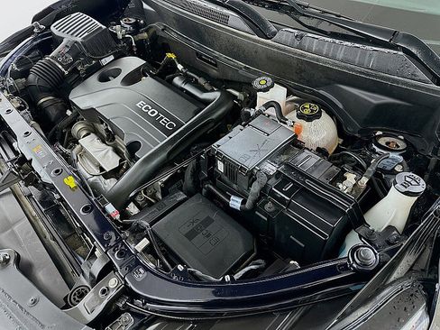 Used 2021 Chevrolet Equinox LT image 29