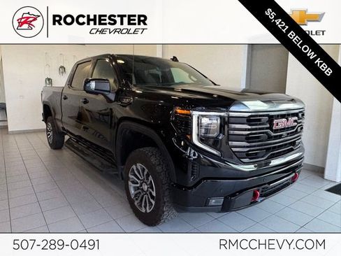 Certified 2023 GMC Sierra 1500 AT4 w/ AT4 Premium Package AWD/4WD image 1