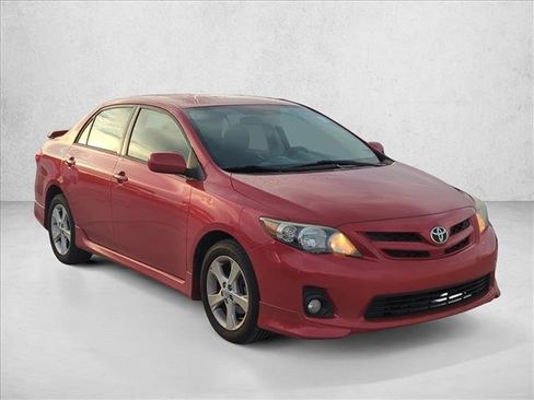 Used 2013 Toyota Corolla S FWD image 4