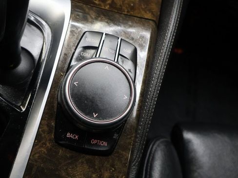 Used 2018 BMW 540i w/ M Sport Package image 24