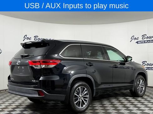 Used 2018 Toyota Highlander XLE AWD/4WD image 6
