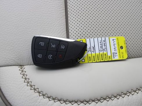 New 2026 GMC Yukon XL Denali image 9