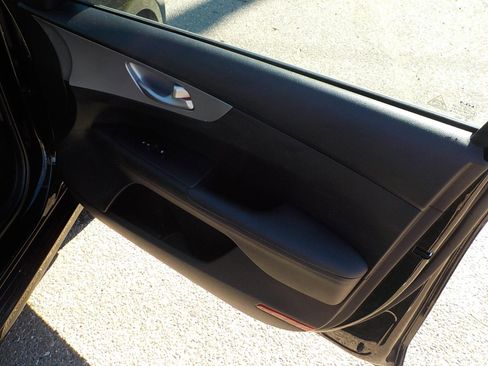 Used 2023 Kia Forte LXS image 15