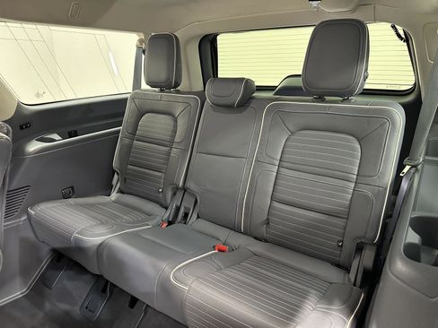 Used 2020 Lincoln Navigator L Black Label w/ Cargo Convenience Package image 30