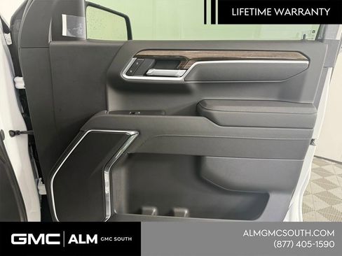 New 2025 GMC Sierra 1500 Elevation AWD/4WD image 28
