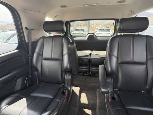 Used 2007 Chevrolet Tahoe LTZ w/ LTZ Preferred Equipment Group image 8