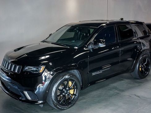 Used 2021 Jeep Grand Cherokee Trackhawk AWD/4WD image 58
