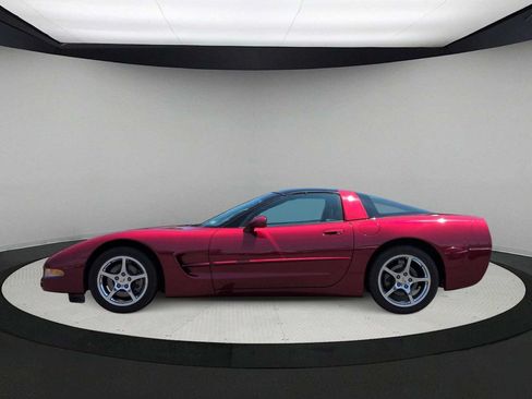 Used 2002 Chevrolet Corvette Coupe w/ Preferred Equipment Group2 RWD image 5
