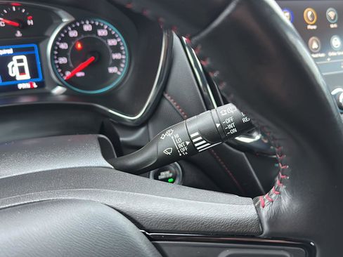 Certified 2022 Chevrolet Equinox RS image 30