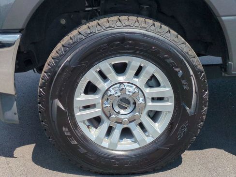 Used 2019 Ford F250 XL w/ STX Appearance Package AWD/4WD image 26