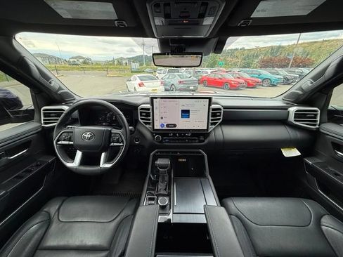 Used 2023 Toyota Tundra Platinum AWD/4WD image 10