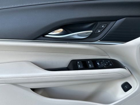 Used 2024 Cadillac CT4 Luxury image 11