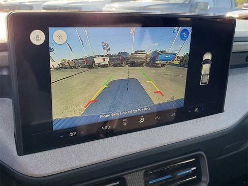 New 2025 Ford Maverick XLT image 18