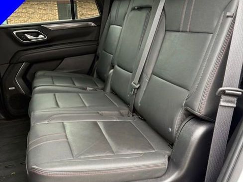 Used 2022 Chevrolet Tahoe RST w/ Luxury Package AWD/4WD image 29