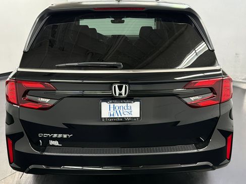 New 2026 Honda Odyssey EX-L image 10