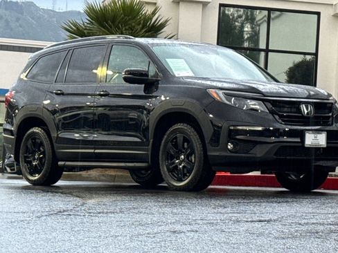 Certified 2022 Honda Pilot TrailSport image 7