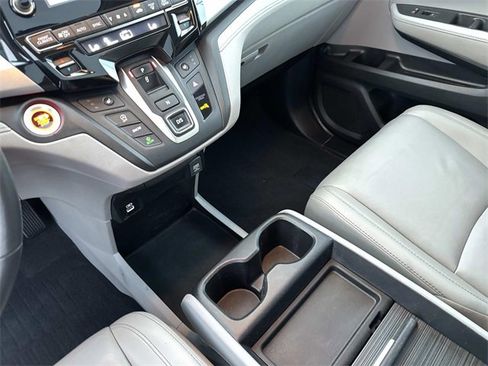 Used 2021 Honda Odyssey EX-L image 25