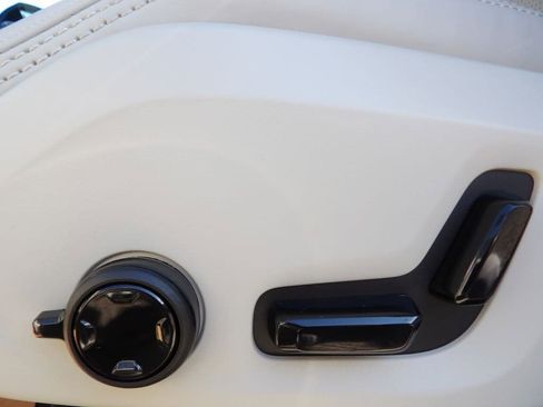 New 2026 Volvo XC60 B5 Ultra w/ Protection Package Premier image 15