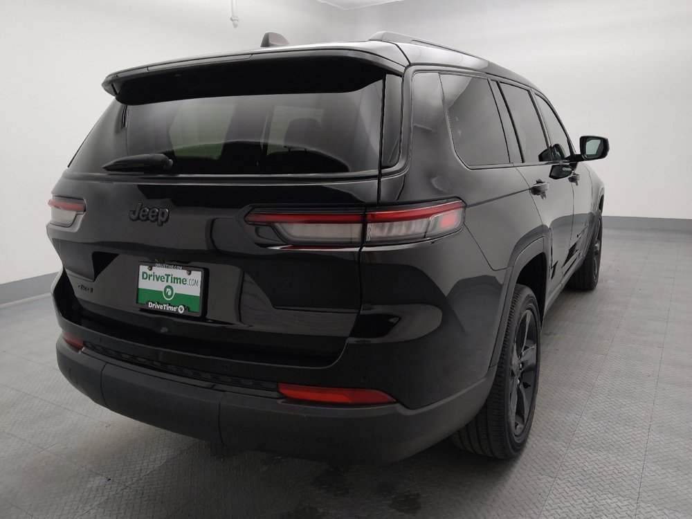Used 2023 Jeep Grand Cherokee L Altitude AWD/4WD image 7