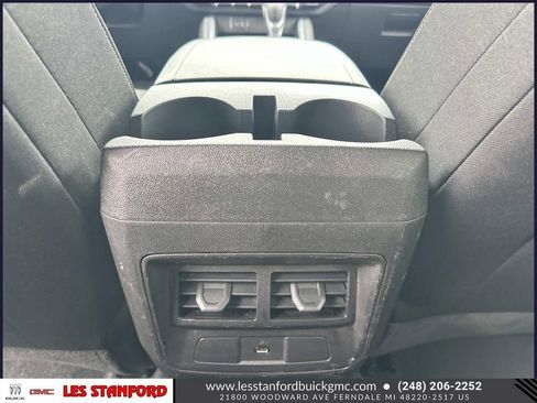 Used 2023 Chevrolet Colorado LT w/ LT Convenience Package II AWD/4WD image 15