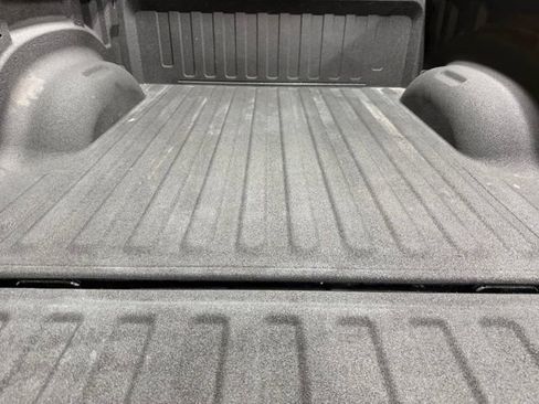 Used 2019 RAM 1500 Big Horn AWD/4WD image 10