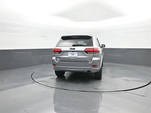 Used 2020 Jeep Grand Cherokee Altitude AWD/4WD image 7