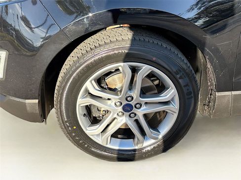 Used 2017 Ford Edge Titanium w/ Equipment Group 301A image 32
