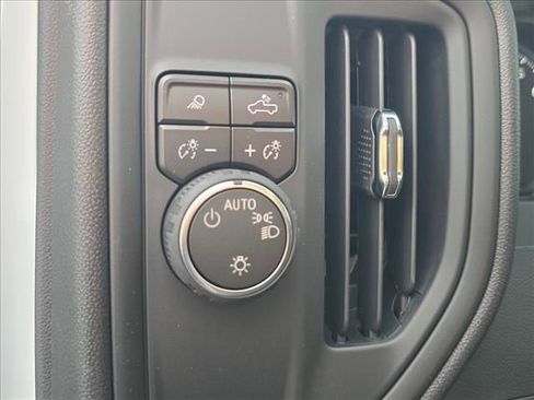 New 2026 Chevrolet Silverado 1500 W/T image 22