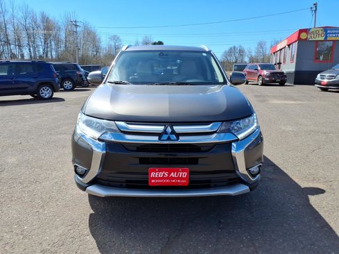 Used 2017 Mitsubishi Outlander SE AWD/4WD image 9