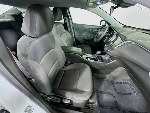 Used 2024 Chevrolet Malibu LT image 34