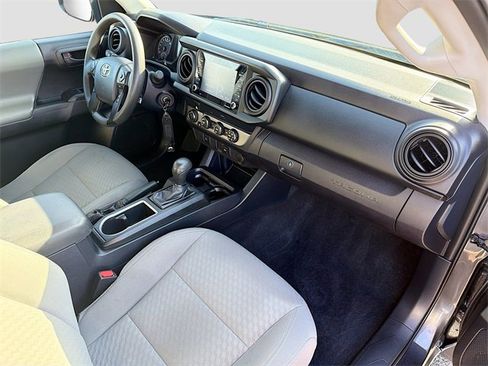 Used 2020 Toyota Tacoma SR image 14