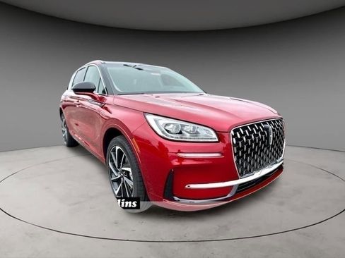New 2024 Lincoln Corsair Grand Touring AWD/4WD image 3