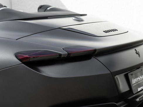 Used 2025 Ferrari Roma Spider image 35