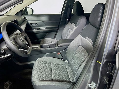 New 2026 Nissan Kicks SV w/ SV Premium Package image 11