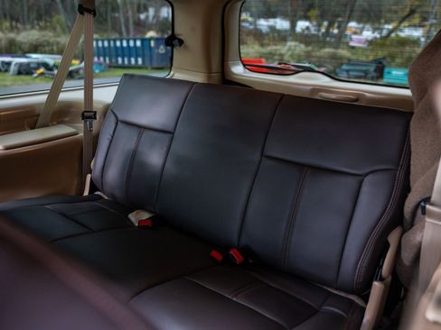 Used 2016 Ford F250 King Ranch w/ King Ranch w/Chrome Package image 39