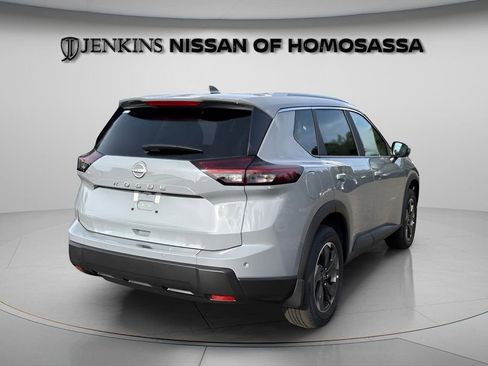 New 2026 Nissan Rogue SV image 5