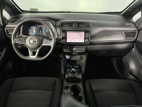 Used 2022 Nissan Leaf SV Plus image 12