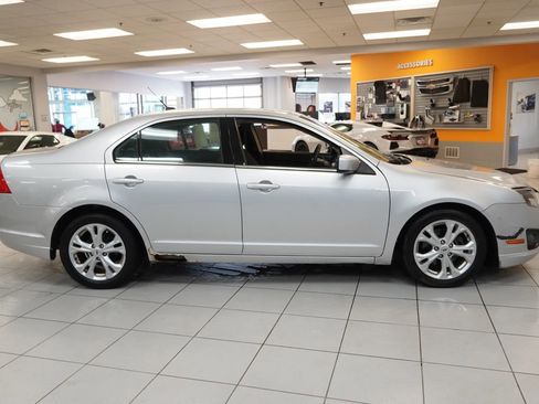 Used 2012 Ford Fusion SE image 12