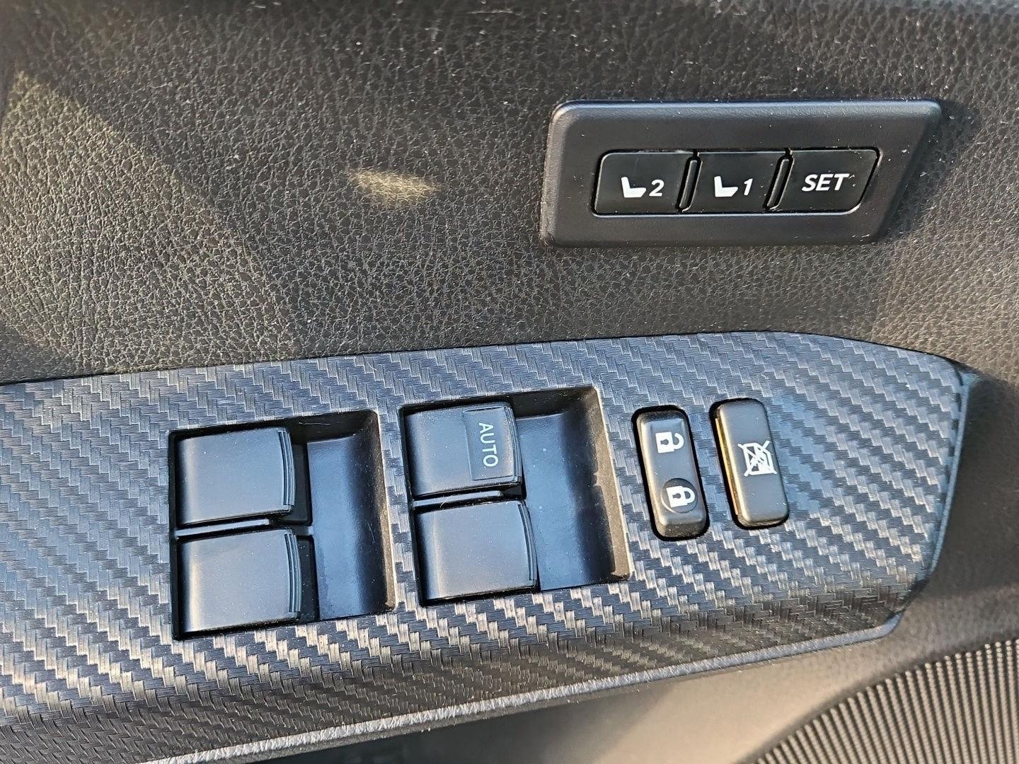 Used 2014 Toyota RAV4 Limited AWD/4WD image 21