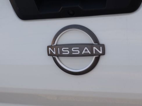 Used 2022 Nissan Frontier S w/ Technology Package image 17