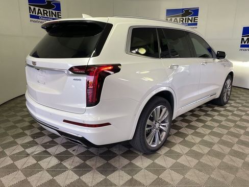 Used 2023 Cadillac XT6 Premium Luxury w/ Technology Package FWD image 16