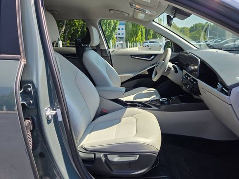 Used 2023 Kia Niro Wind w/ Wind Preserve Package FWD image 11