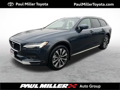 Used 2025 Volvo V90 B6 Cross Country Plus