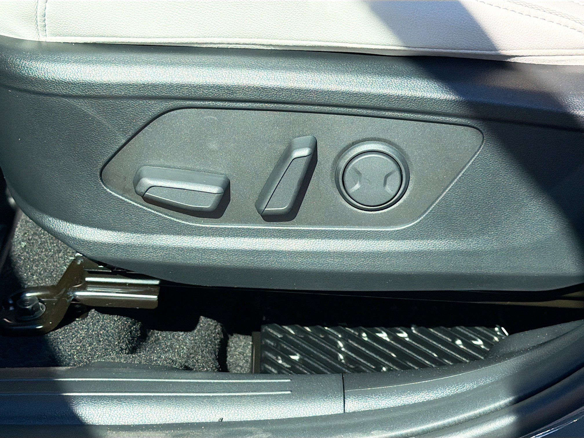 New 2026 Hyundai Tucson Limited FWD image 23