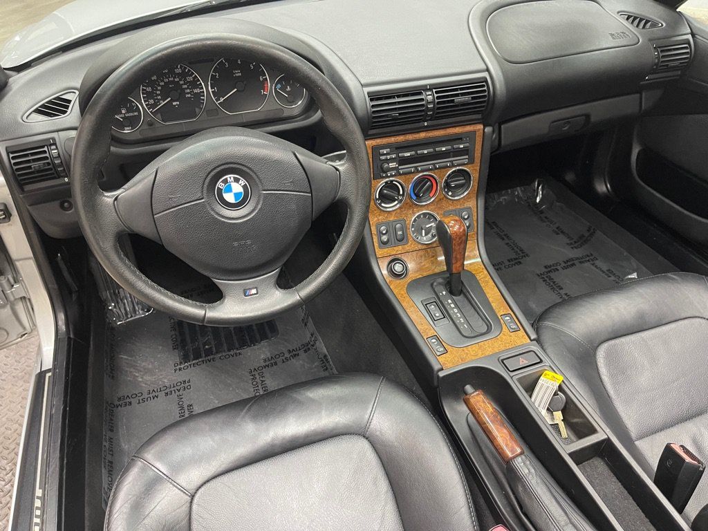 Used 2000 BMW Z3 2.5i RWD image 19