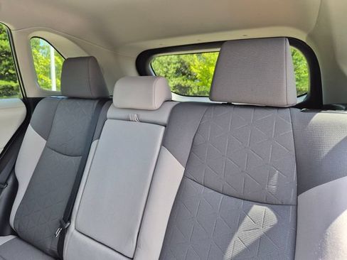 Used 2023 Toyota RAV4 XLE AWD/4WD image 30